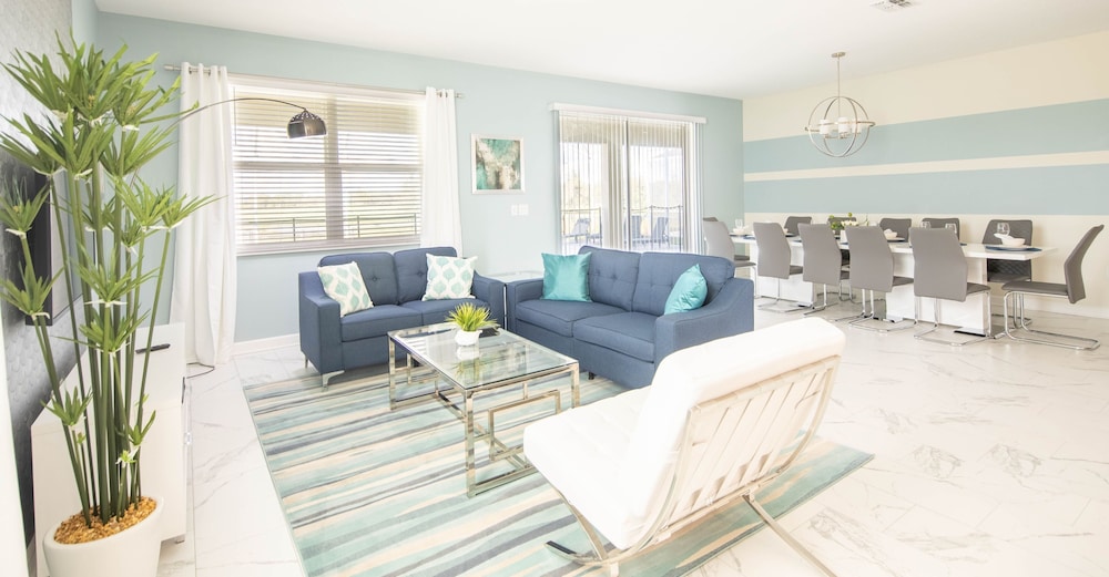 Spacious Vacation Home With Private Pool Game Room Near Disney - Image 4