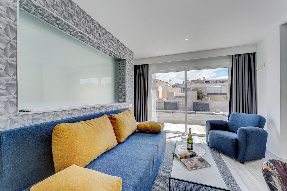 BAL Apartments - Adults Only