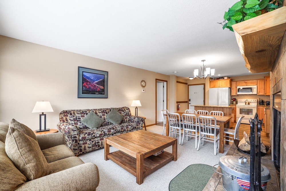 2 Bedroom Kirkwood Condo Across the Street from Village 2 Condo