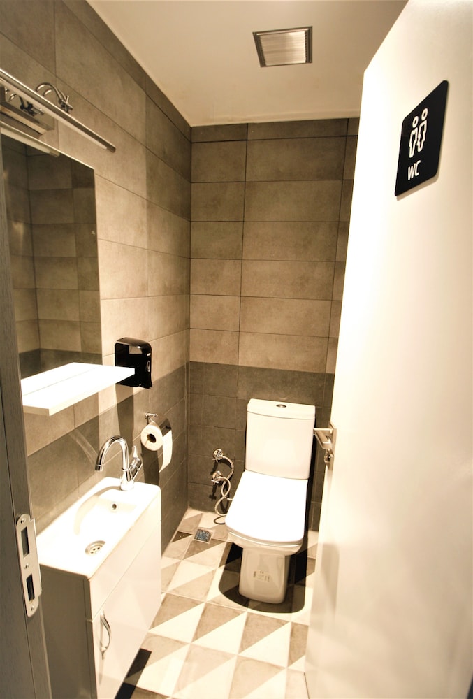 Archeo Hostel - Adults Only