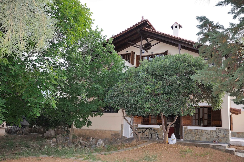Family Maisonette with Pool near Beach view 5