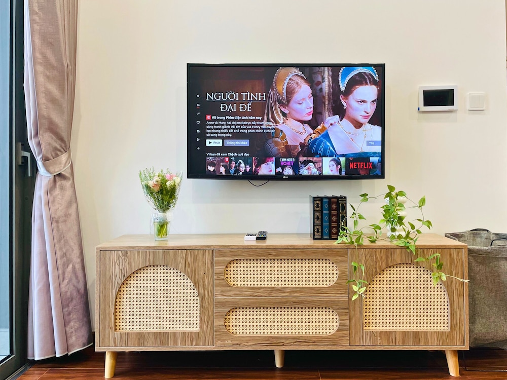 Vinhomes Ocean Park Apartment Ha Noi - 20 October Homestay