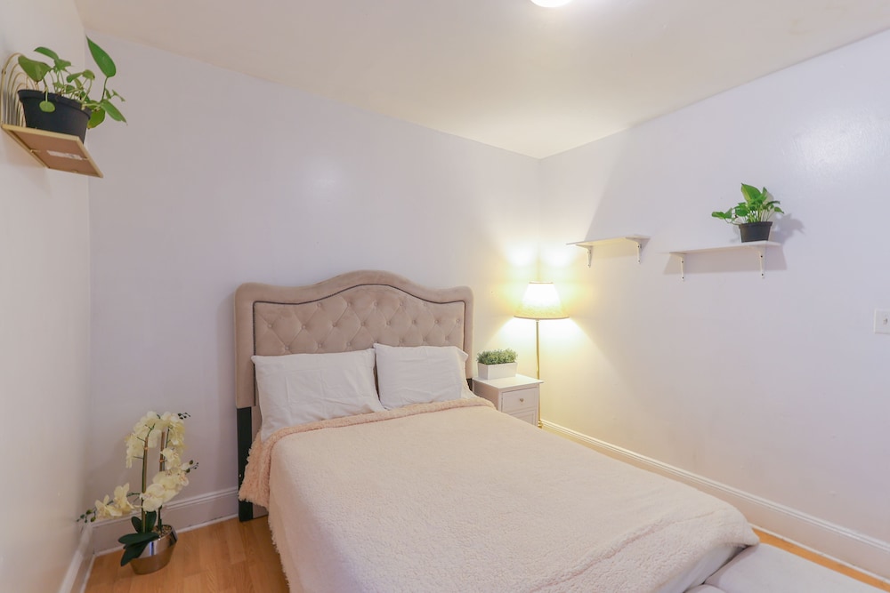 Bridgeport Vacations - Cozy Bridgeport Apartment: 2 Mi to Downtown! - Property Image 3