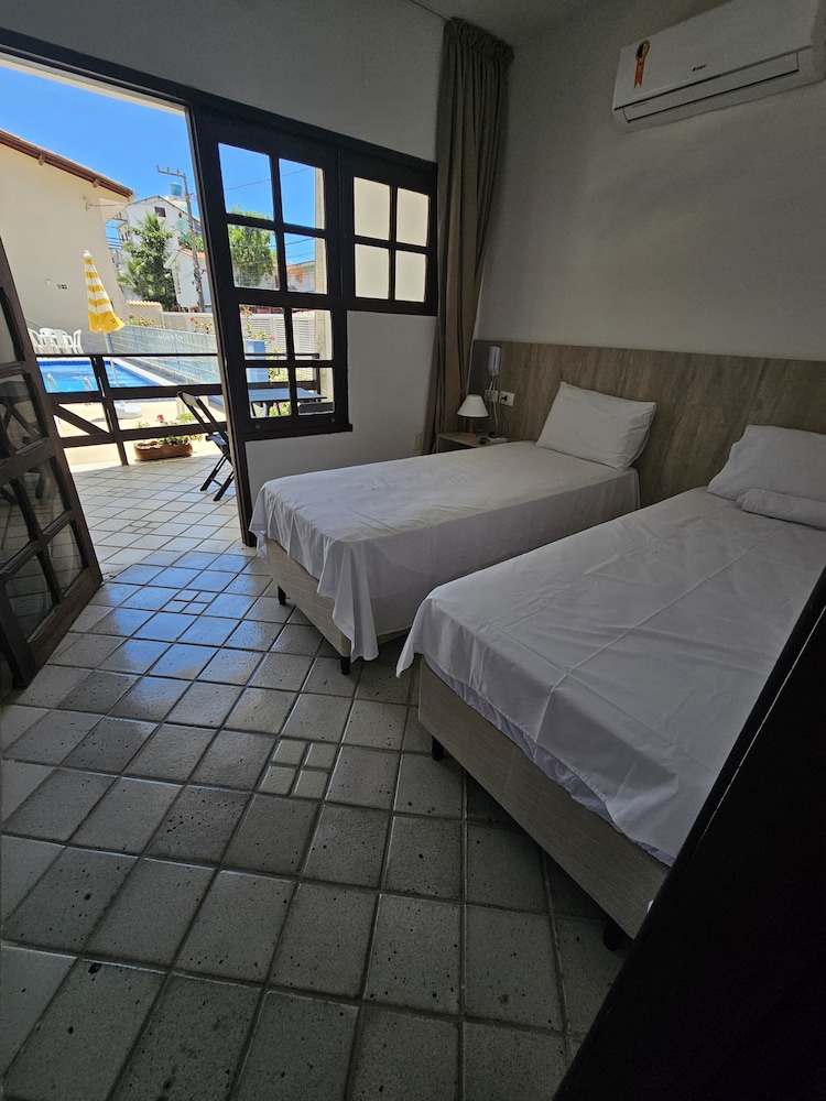 Suites Pontal dos Golfinhos