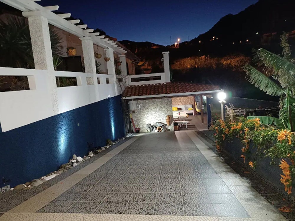 Villa With sea Views in Porto da Cruz