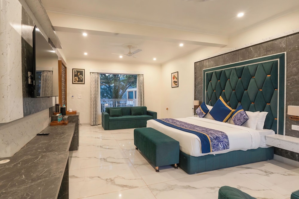 River Heritage Resort