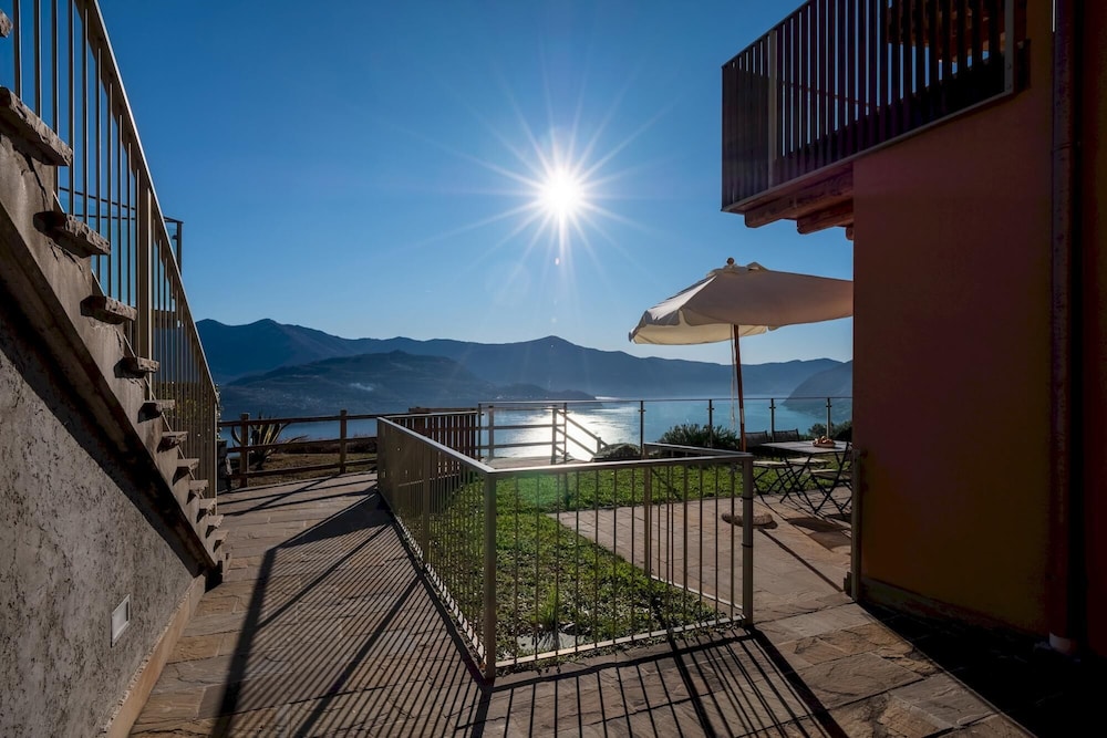 Dali in Spiglia With 2 Bedrooms and 1 Bathrooms view 4