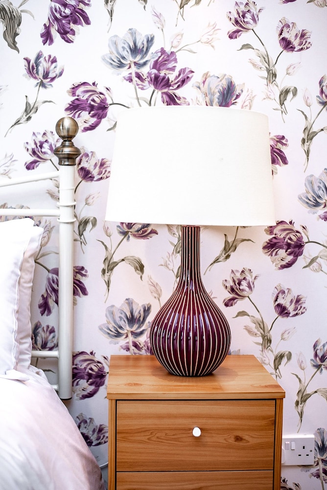 Trivelles Waterhall Country Hotel - Gatwick