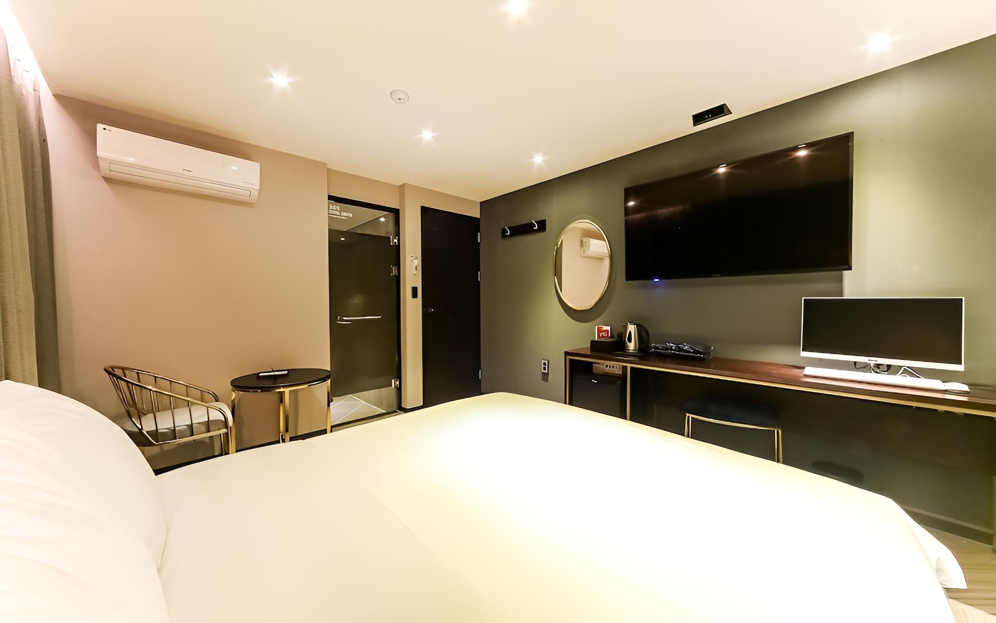 Busan Yeondong-dong Hotel Smith view 5