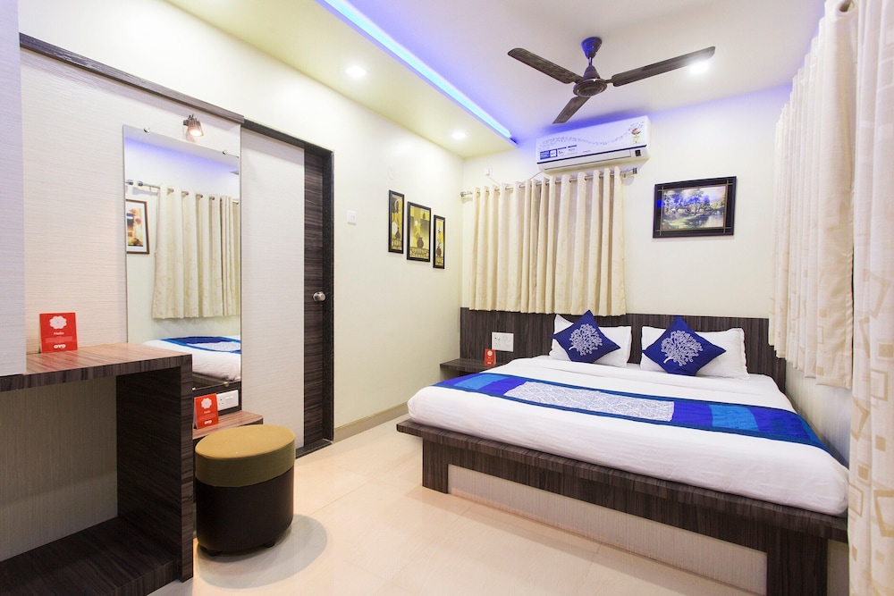 OYO Flagship 10078 Hotel Shriniwas Executive