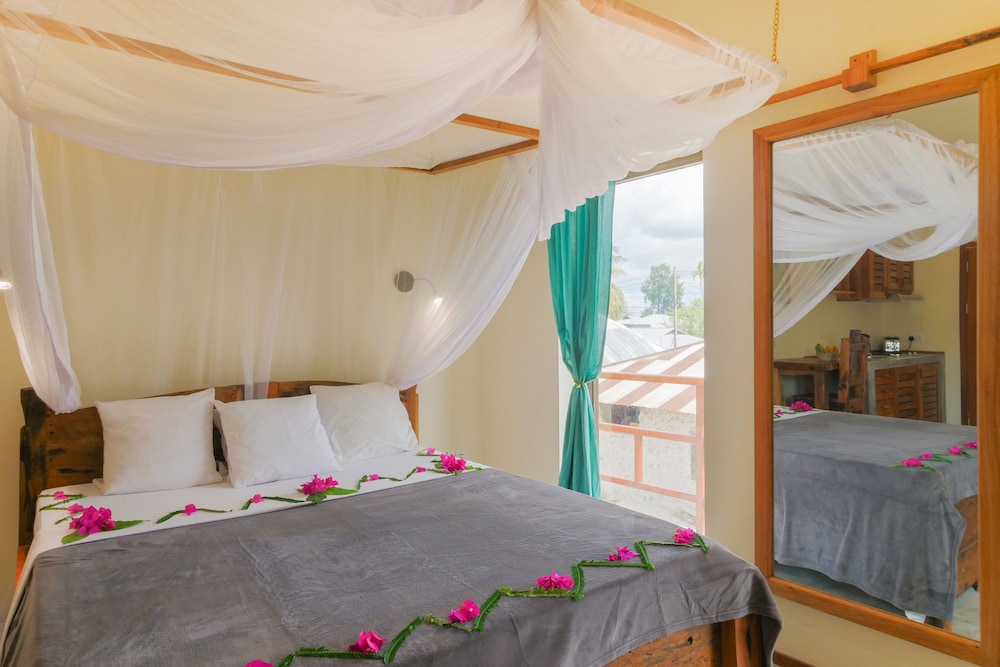UVIVU by Jambiani Villas view 4