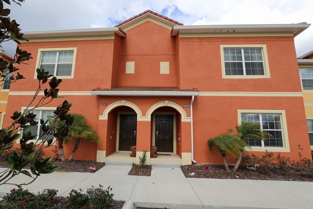 Paradise Palms Resort Orlando