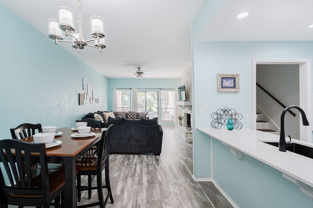 Horseshoe Bay Townhome w/ Water Access! - Property Image 19