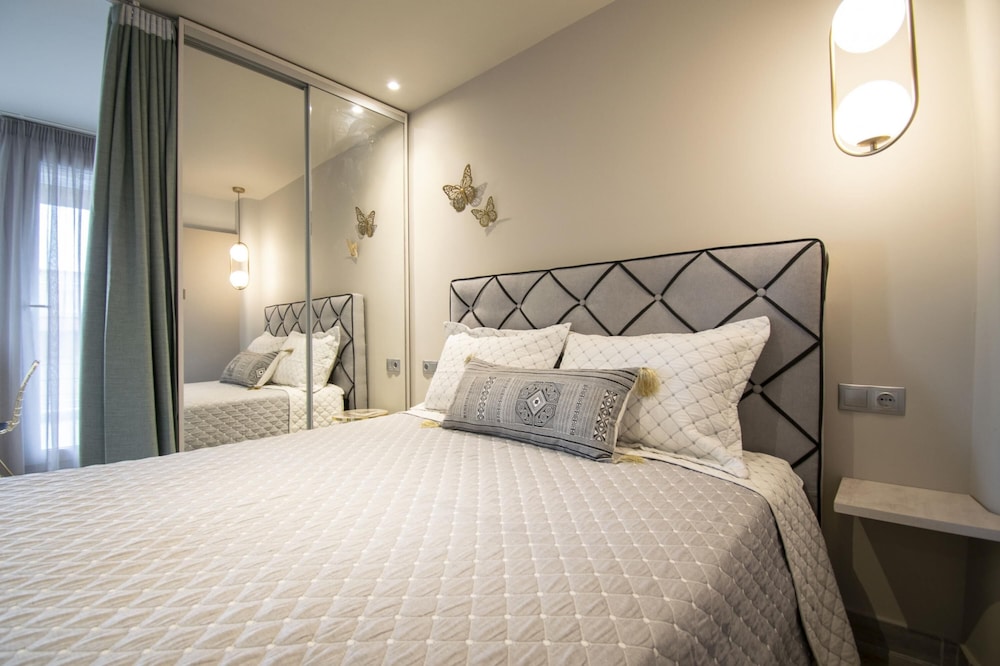 Marianthi Seaview Loft by Travel Pro Services photo 5