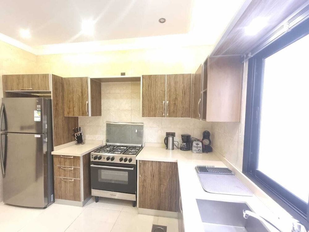 Hometel Khozama Jed
