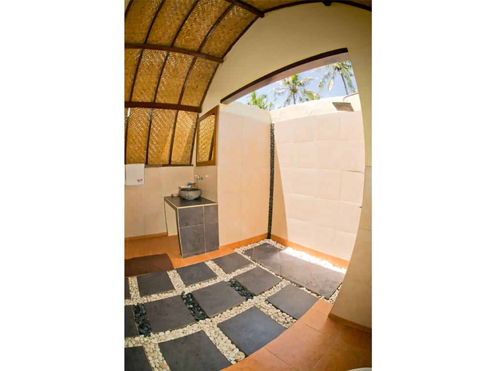 Gili Lumbung Bungalow