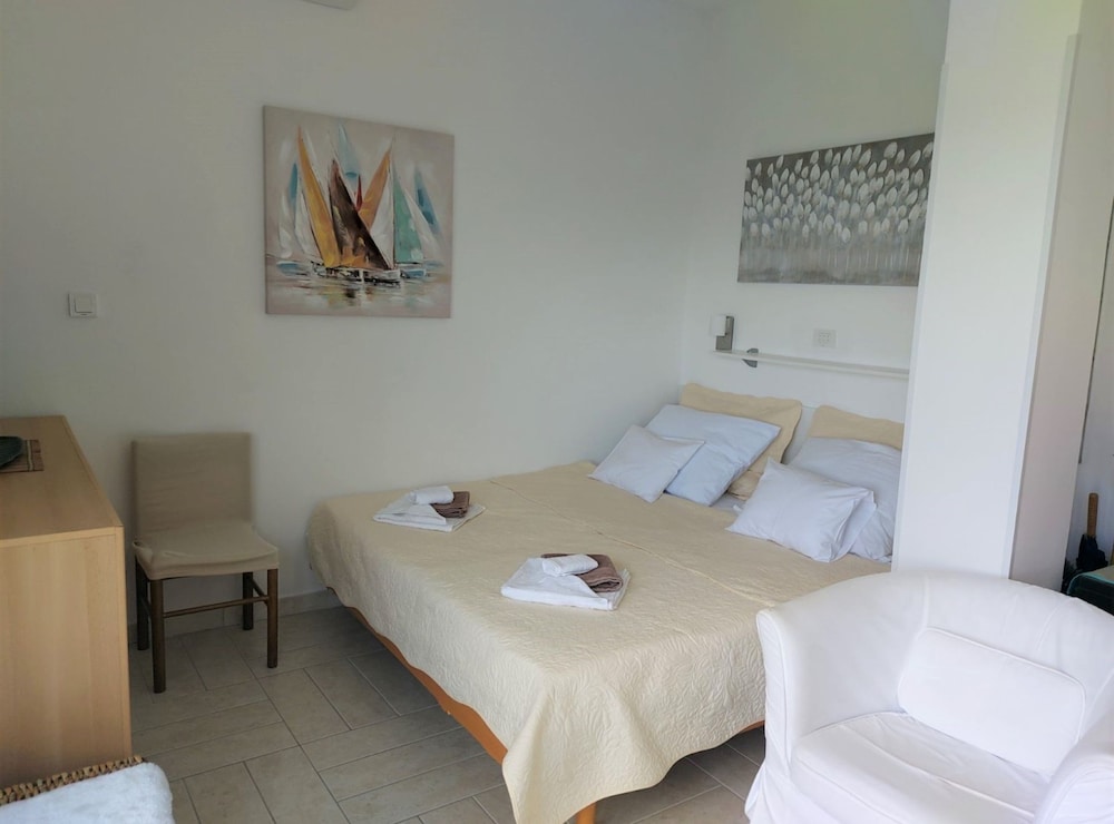 Serene Crikvenica Holiday Home With Hot Tub