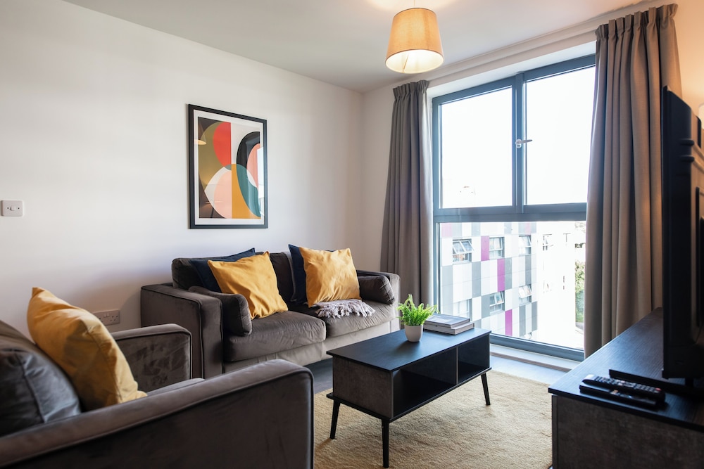 Insignia Aparment