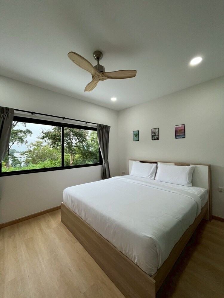 Hill Bay Suites
