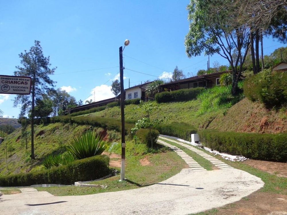 Pousada Fazenda Recanto dos Carvalhos