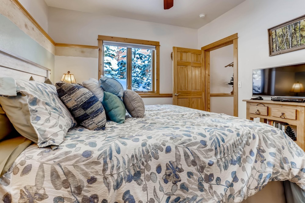 Estes Park Condos - Property Image 182