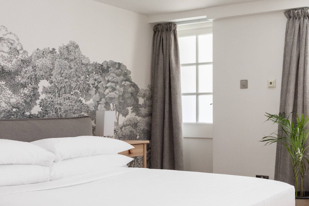 Molyneux Street II by Onefinestay