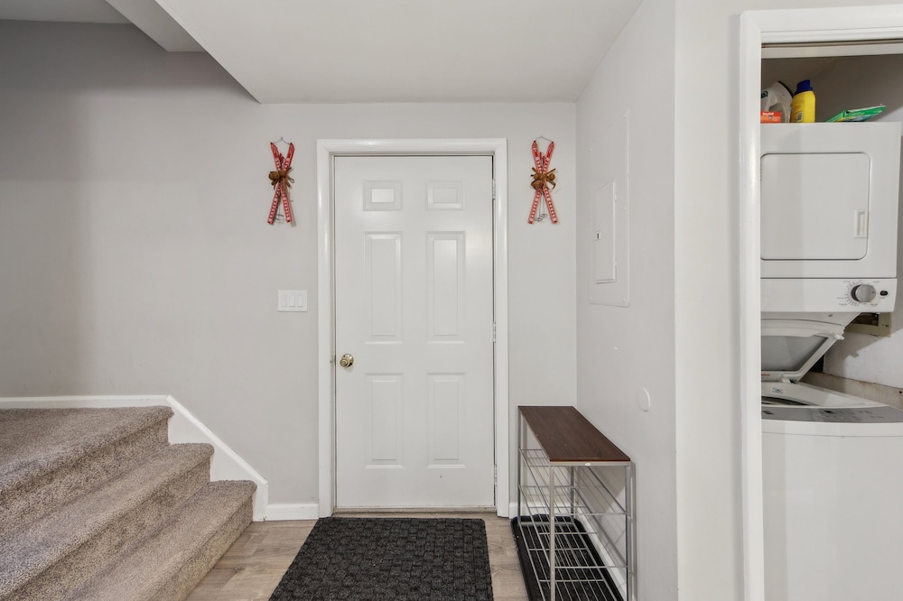 Tannery 64h - Family Retreat With Modern Comforts 3 Bedroom Townhouse by The Summit at Gore Mountain