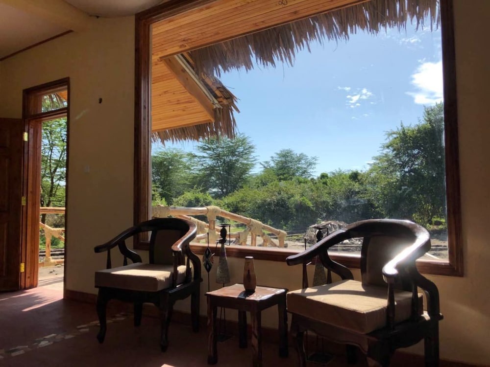 Mara Sweet Acacia Lodge