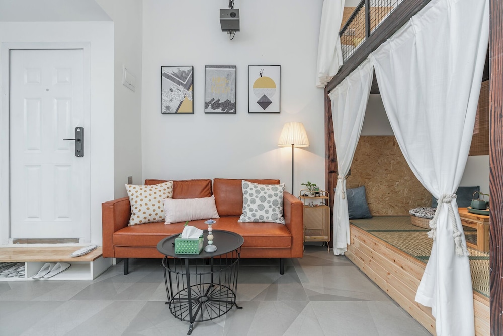 Shanghai Hills&XING 593 Homestay