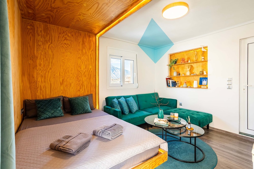 Urban Nest - Loft With Private Rooftop Garden