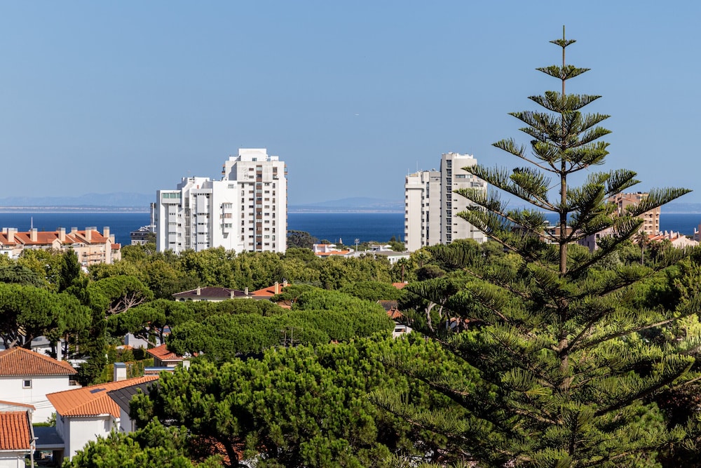 Cascais Ocean View by Homing