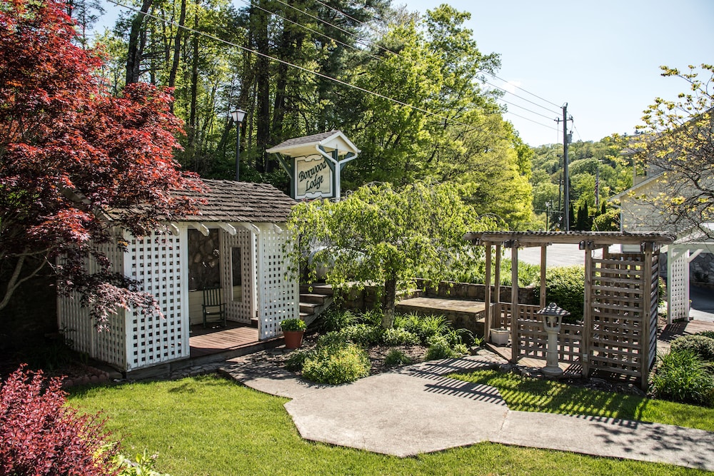 Boxwood Lodge