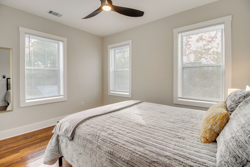 Private Balcony: Spacious, Updated Savannah Apt!
