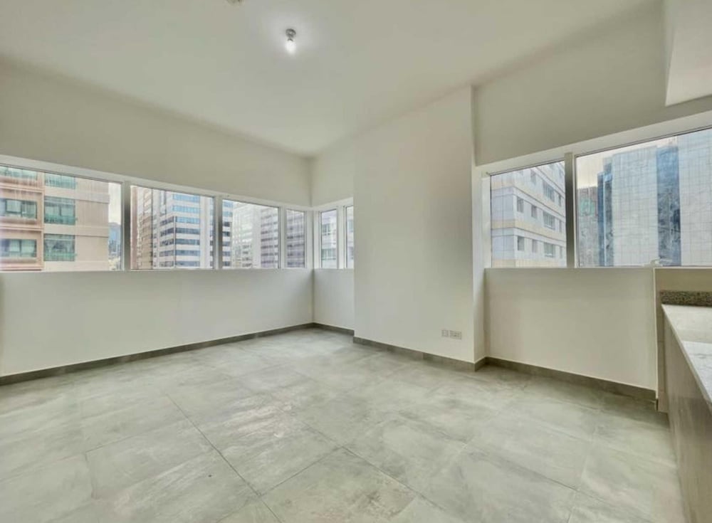 Panoramic View Apartment in Palette Tower in Tourist Club Area