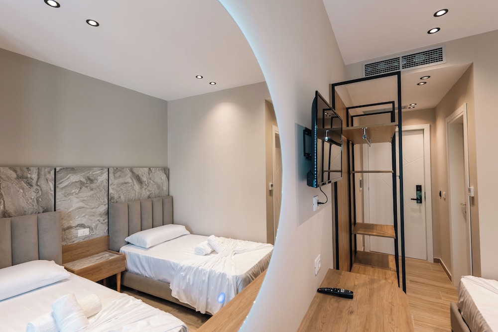 Trident Residence