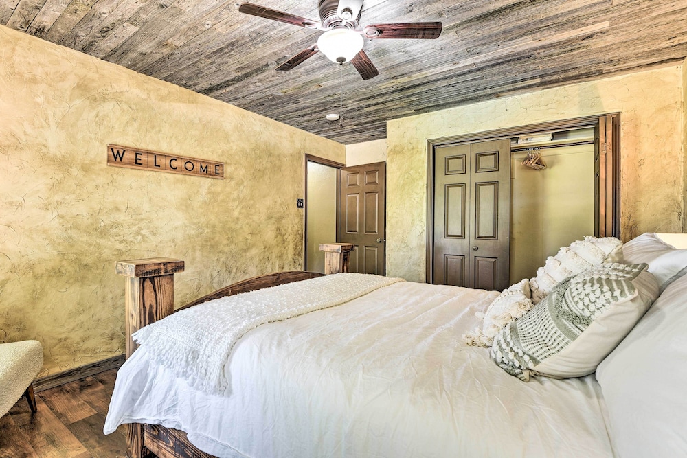 2 Home Retreat on 29 Acres: Sunset Ranch view 3
