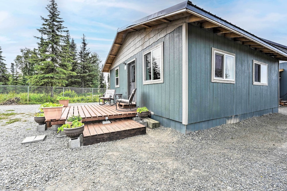 Secluded Kenai Peninsula Cottage in Ninilchik view 3