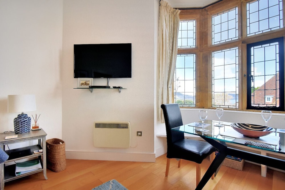 1 Coram Tower