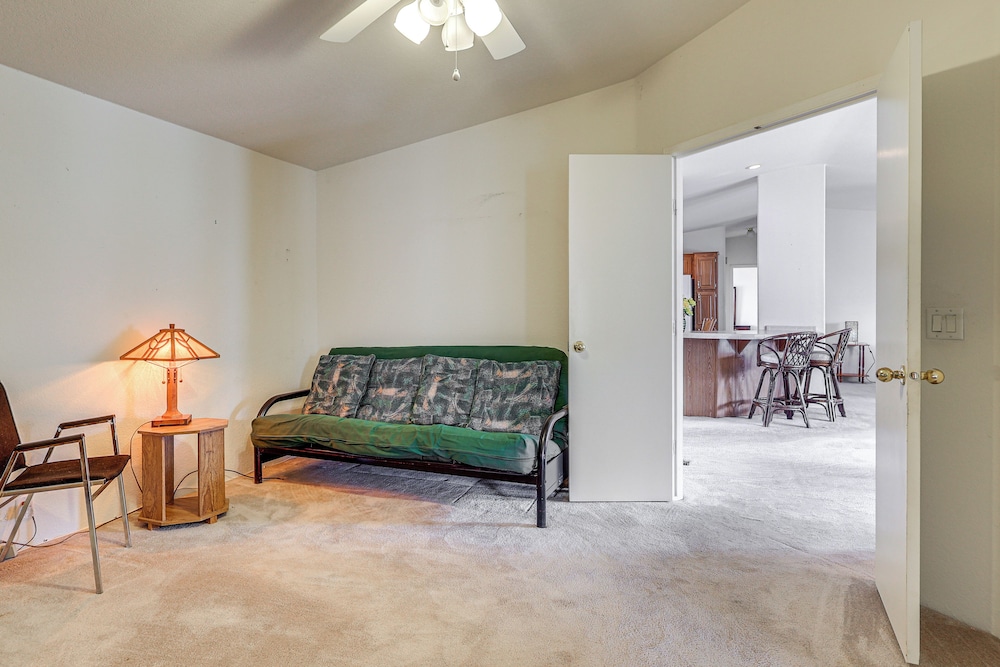 1 Mi to Lake: Home w/ Deck in Elephant Butte