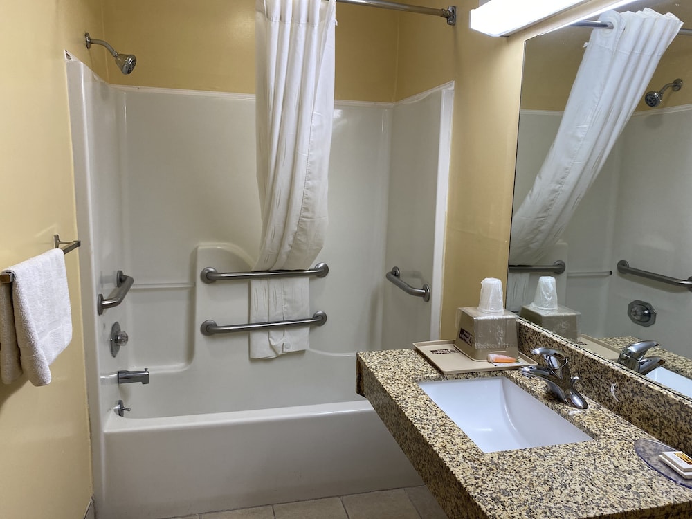 Rodeway Inn
