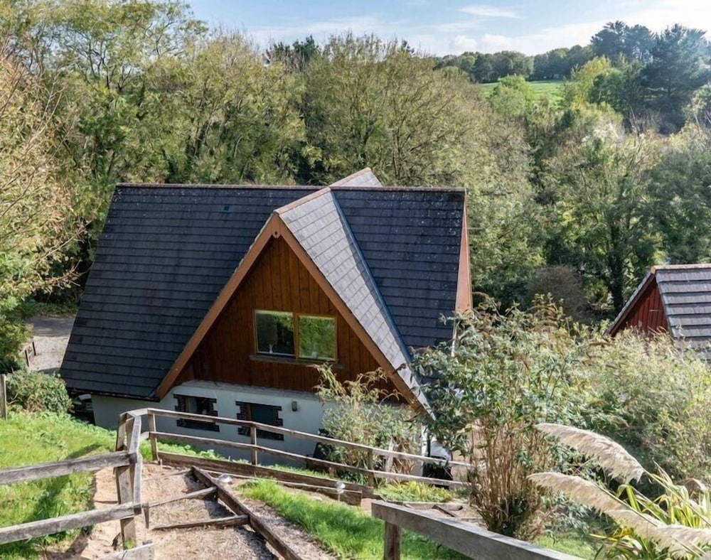 Alpine Lodge