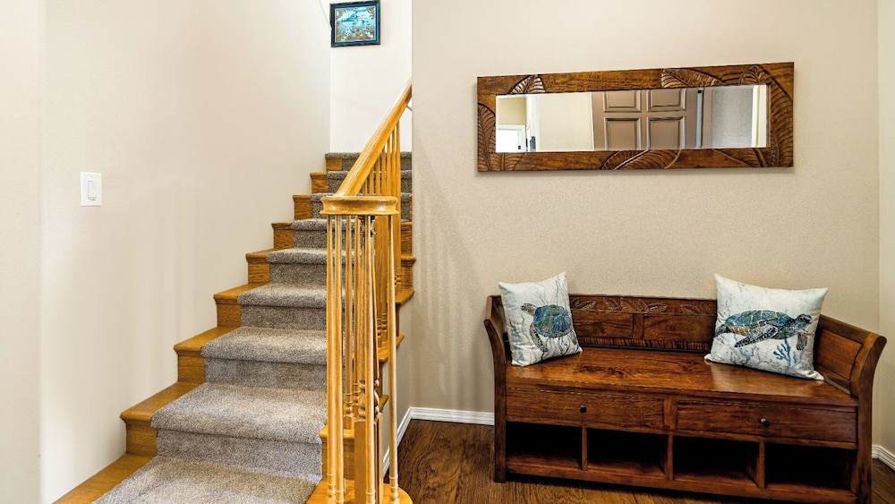 Concierge Included - Close to Pool - AC & Wifi! - Vrkcv