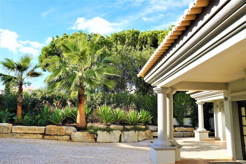 Charming Exceptional Villa in Algarve