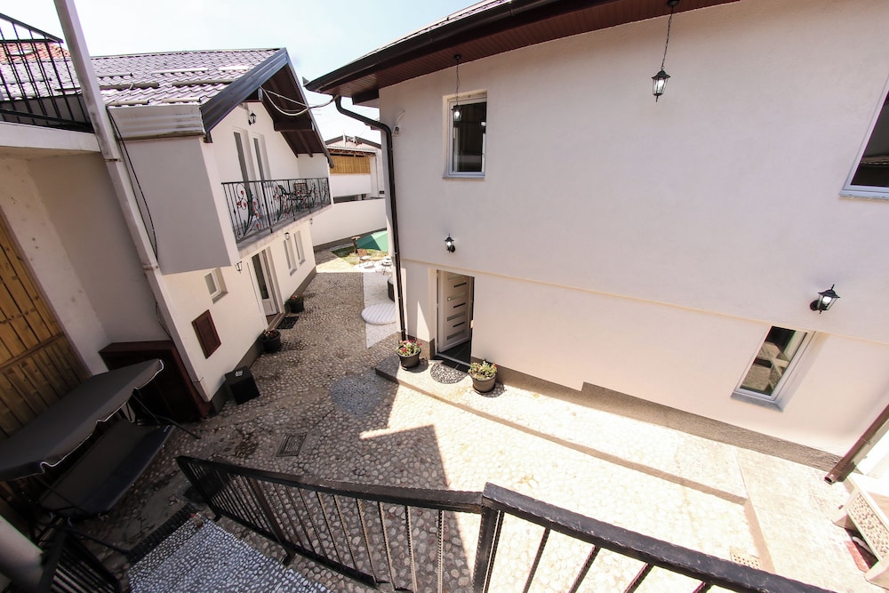 Apartment Villa Begić