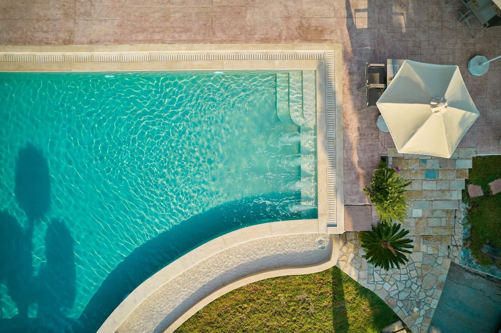 Ionian Aura Apartments