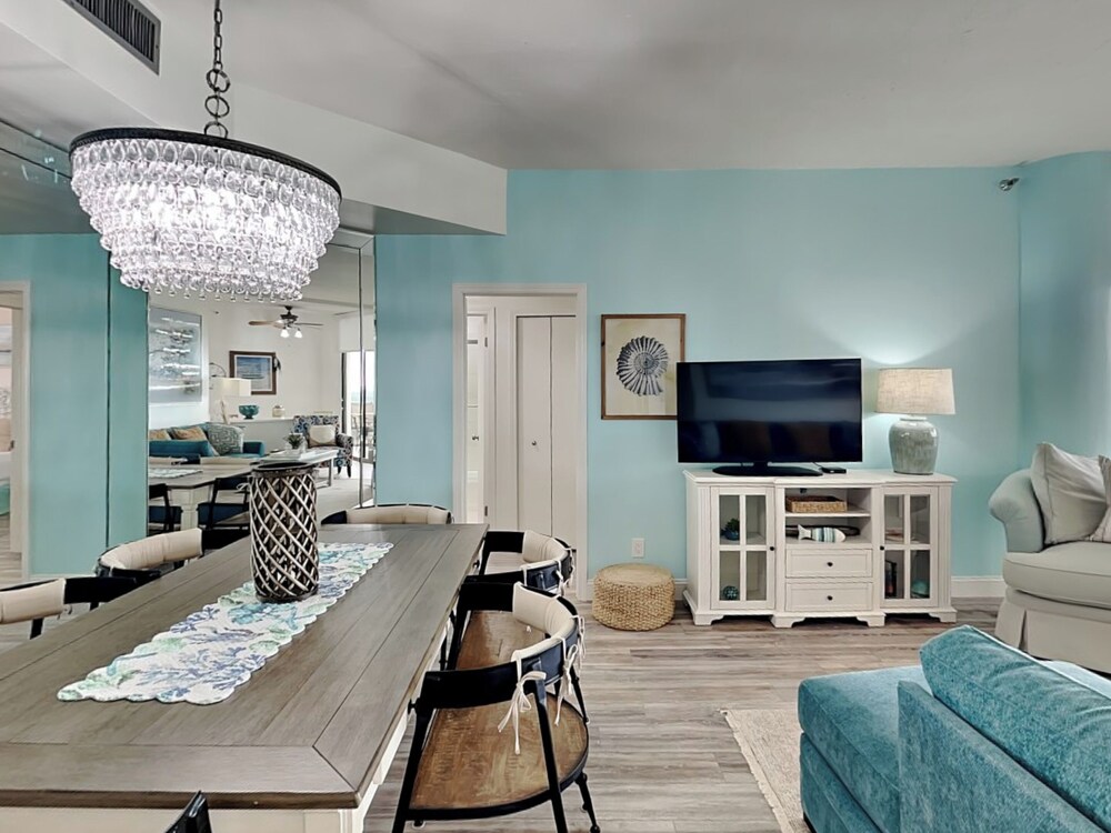 Surfside #1610 by Southern Vacation Rentals