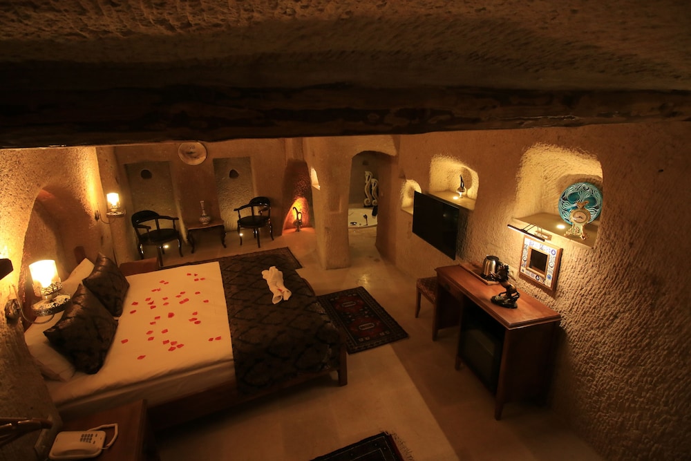 Georgios Cave Cappadocia