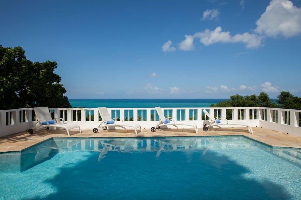 Wag Water Villa, Ocho Rios 3BR