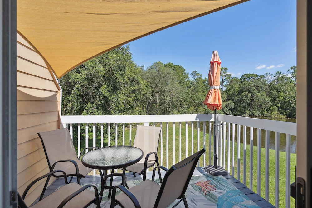2466 Sweetwater Club Circle Unit 4