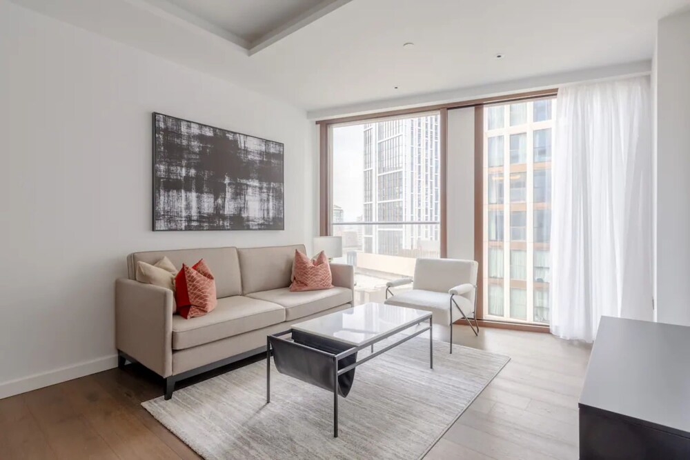Luxurious 1BD Flat by the River Thames - Vauxhall